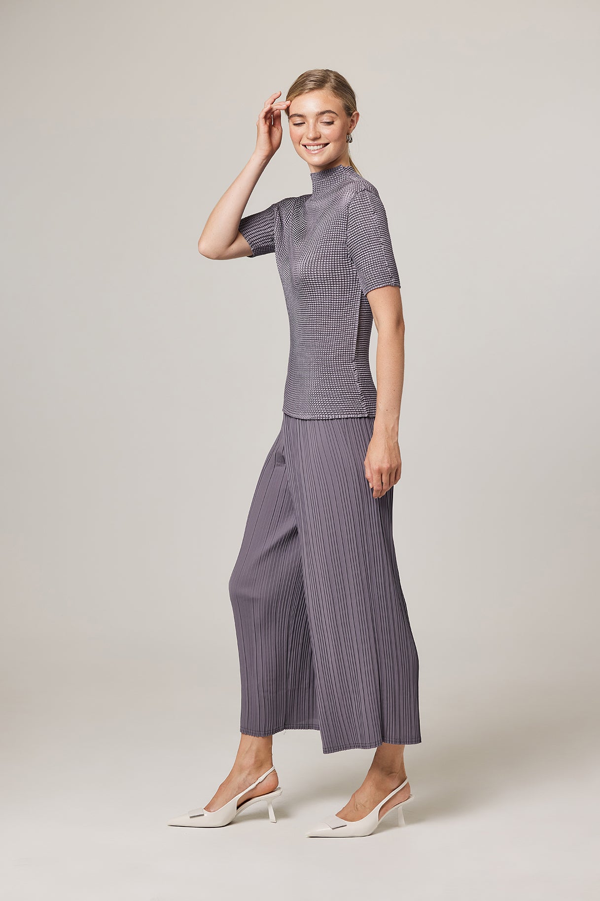 Zoe Soft Matte Plissé Wide-Leg Pant