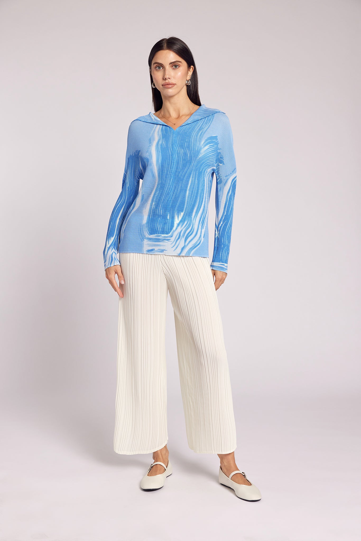 Kayla Brushstroke 3D Honeycomb Vneck Top