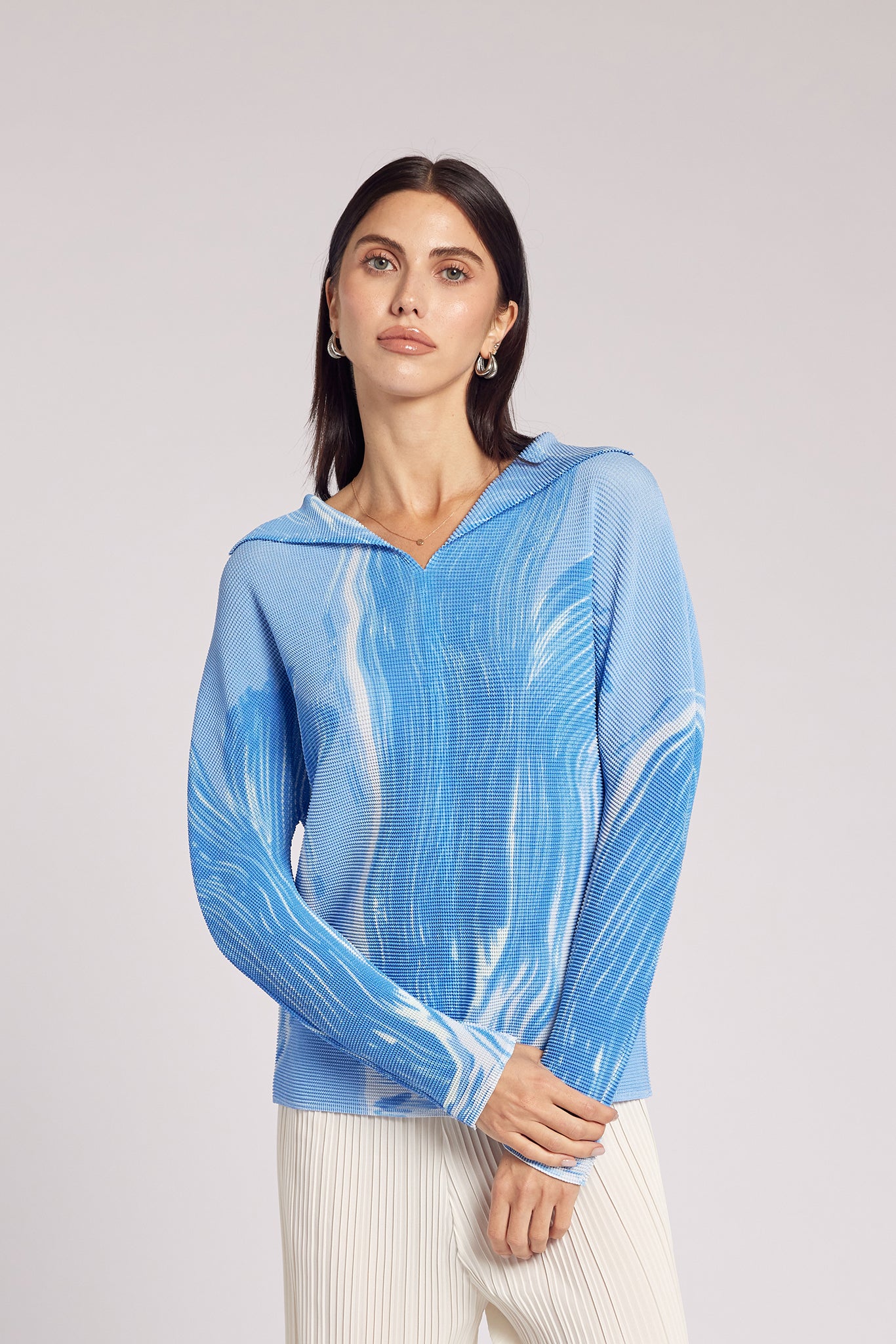 Kayla Brushstroke 3D Honeycomb Vneck Top