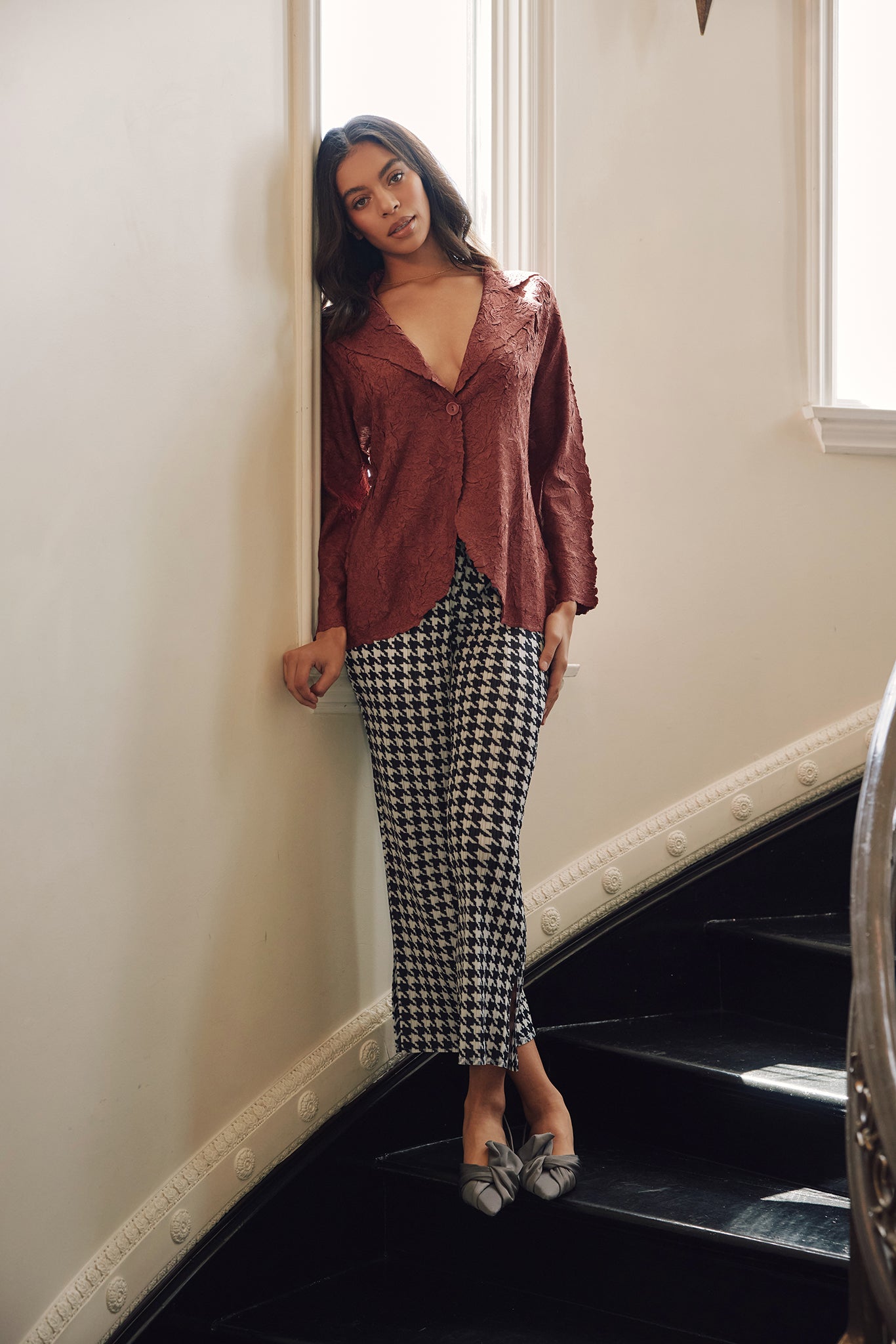 Rachel Houndstooth Plissé Satin Pull-on Pant