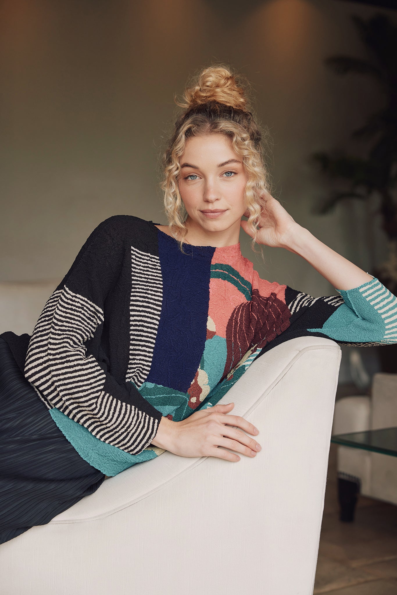 Lisa Artful Crushed Texture Top