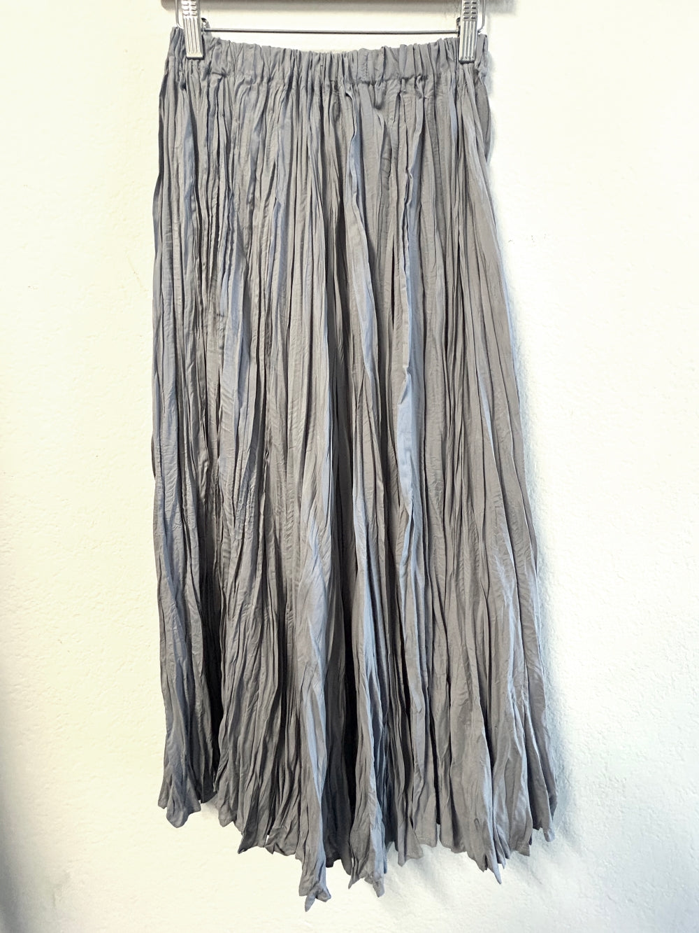 WC3376_GREY
