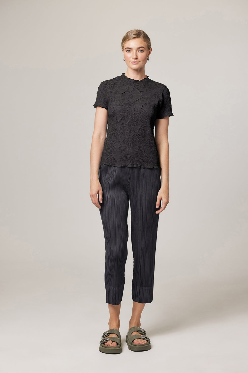 WC0567_BLACK