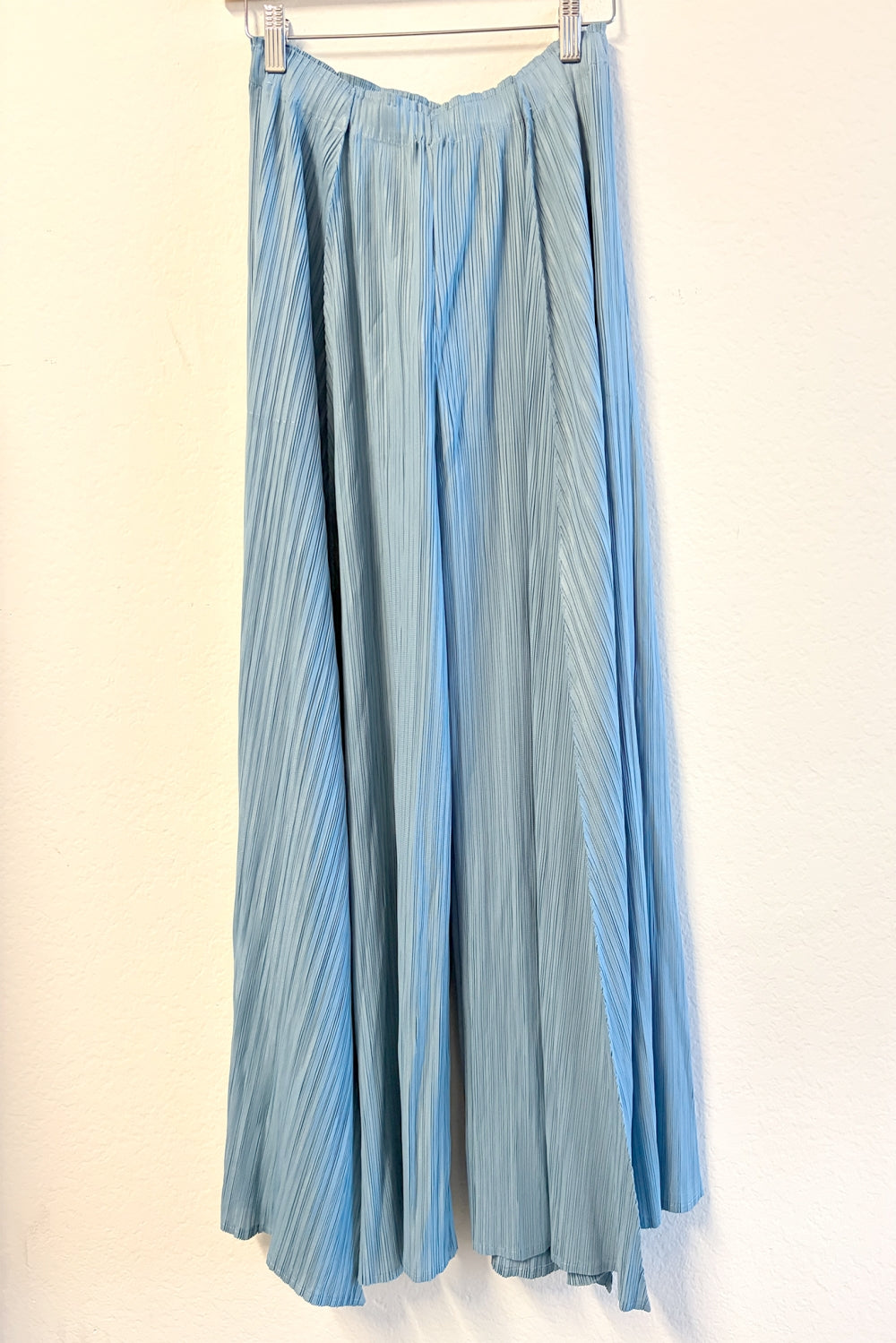 WC3385_FRENCH BLUE